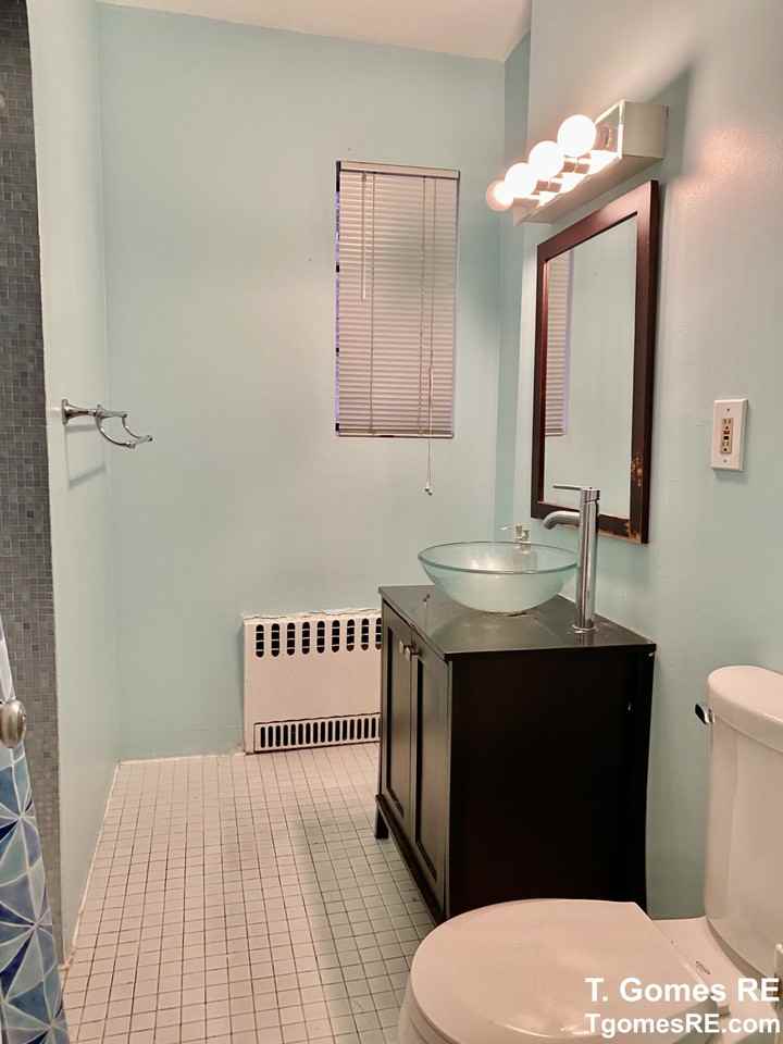 112 Sewall Ave #1 - Photo 5 of 13