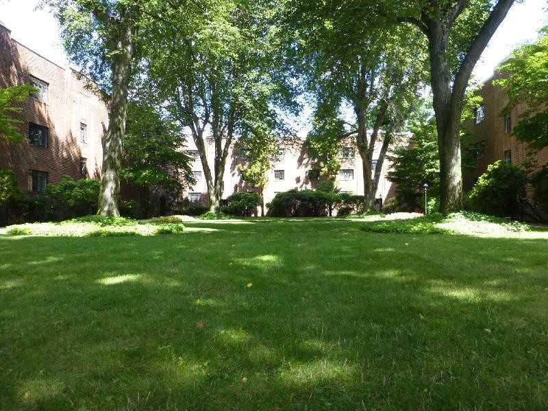 112 Sewall Ave #1 - Photo 7 of 13