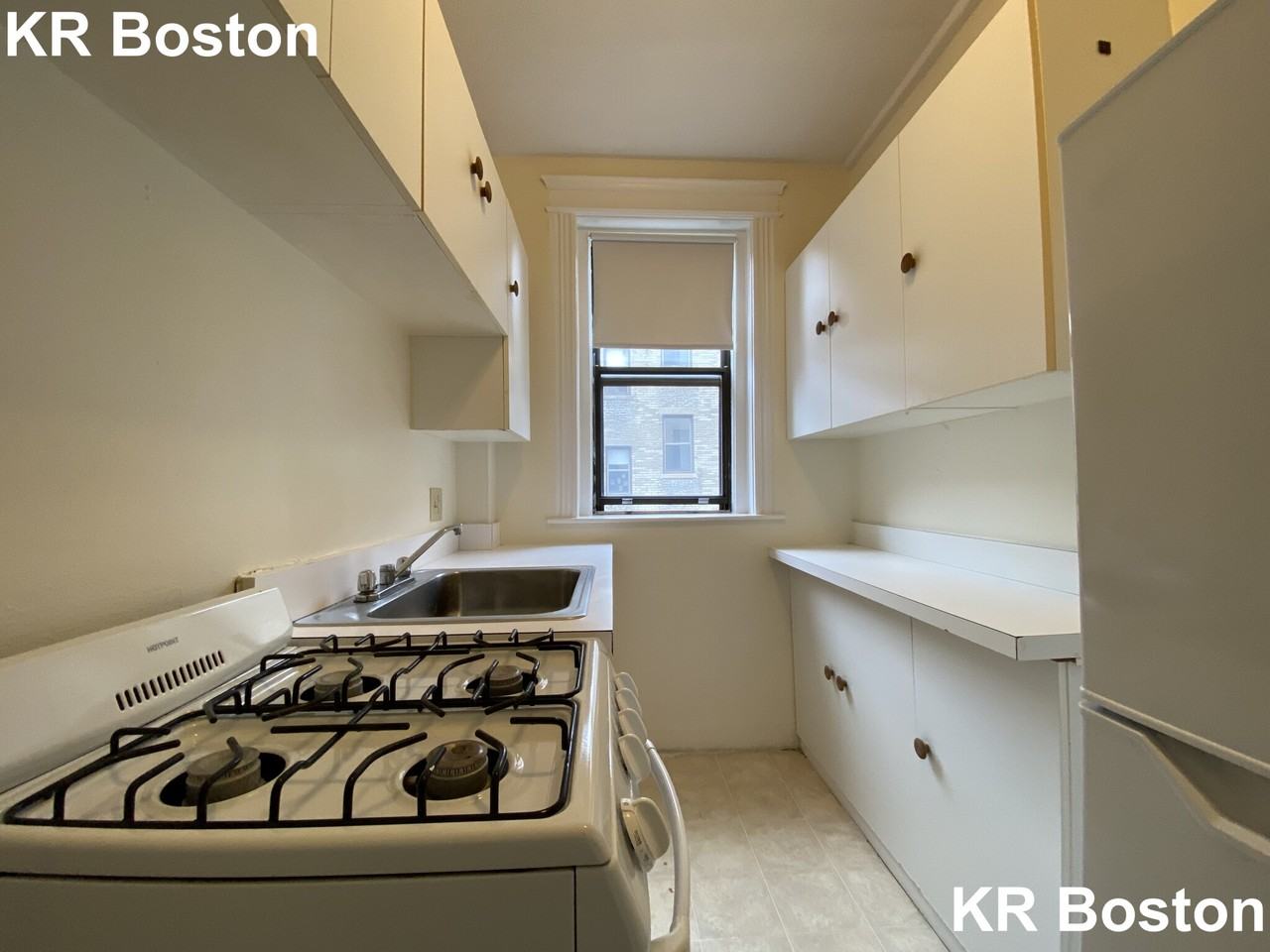 Commonwealth Ave #45 - Photo 4 of 15