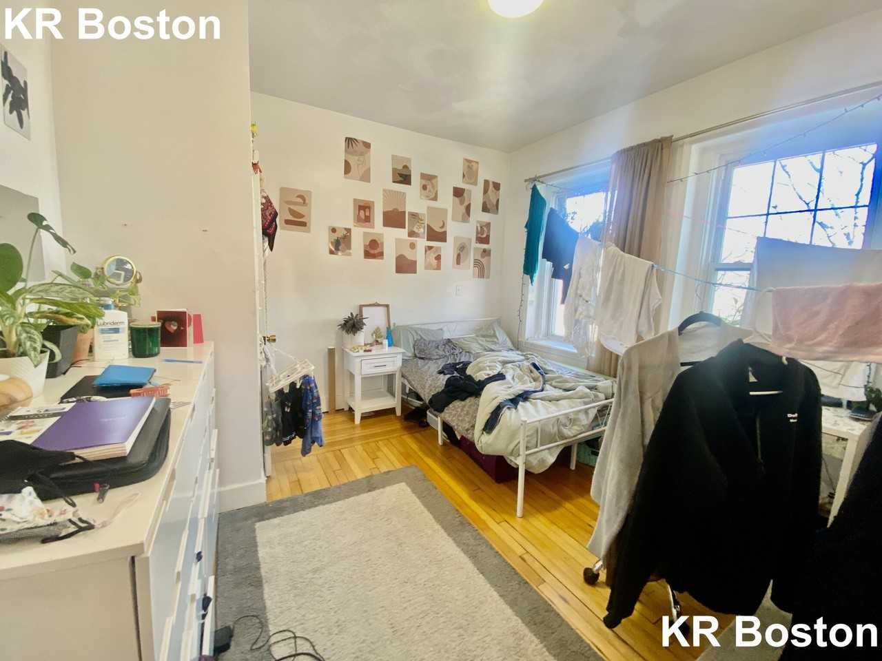 Harvard St #3 - Photo 6 of 20