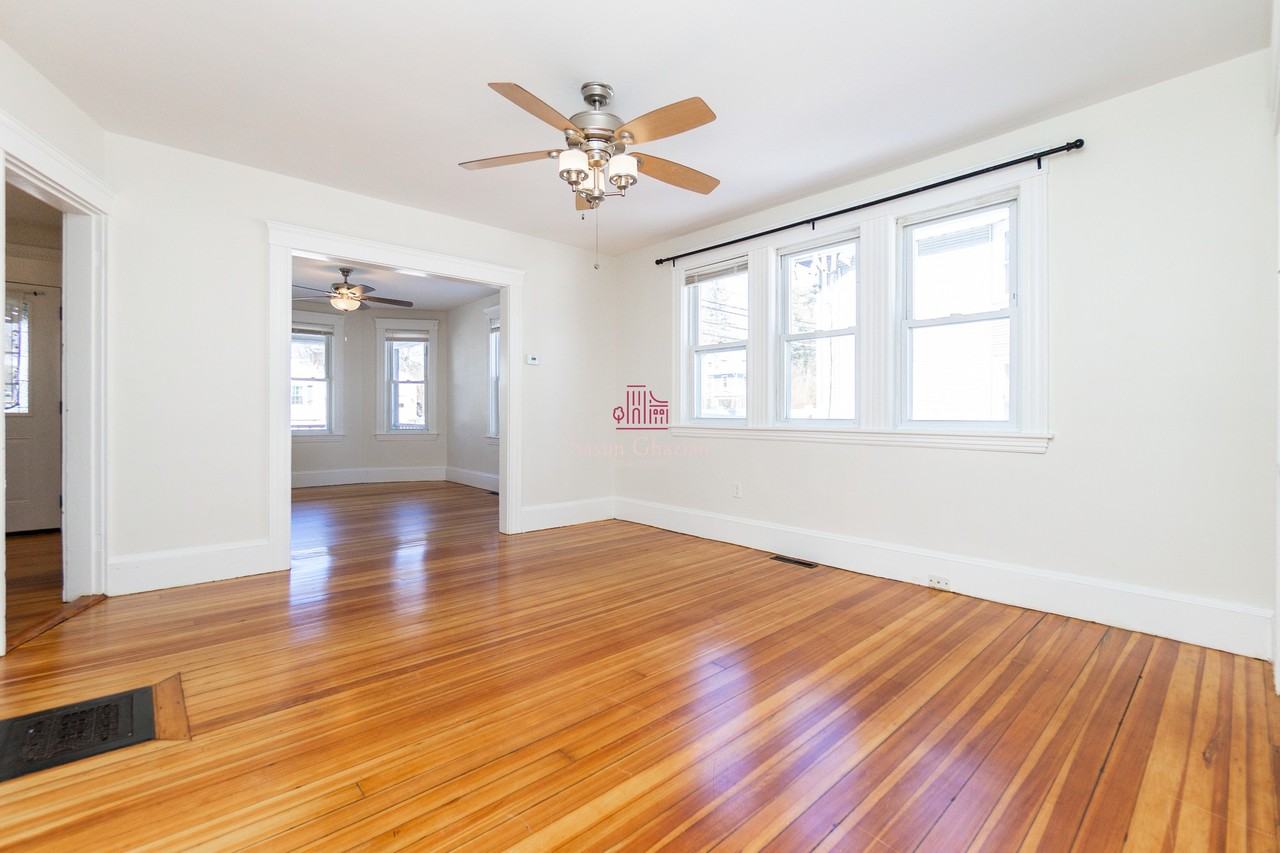 359 Concord St #1 - Photo 6 of 33