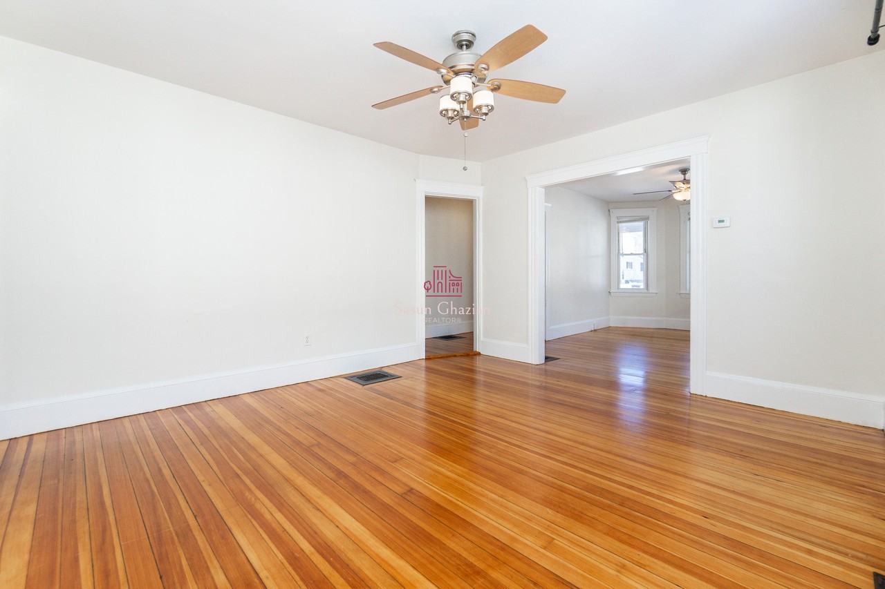 359 Concord St #1 - Photo 7 of 33