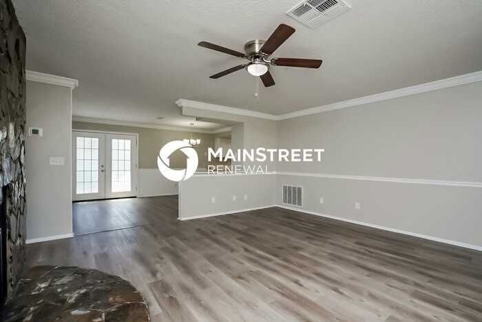 5520 Bay Blvd - Photo 4 of 16