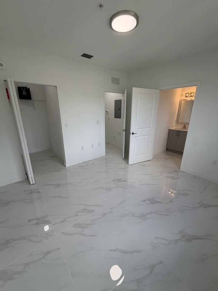 2328 E 4th Ave #221 - Photo 4 of 8