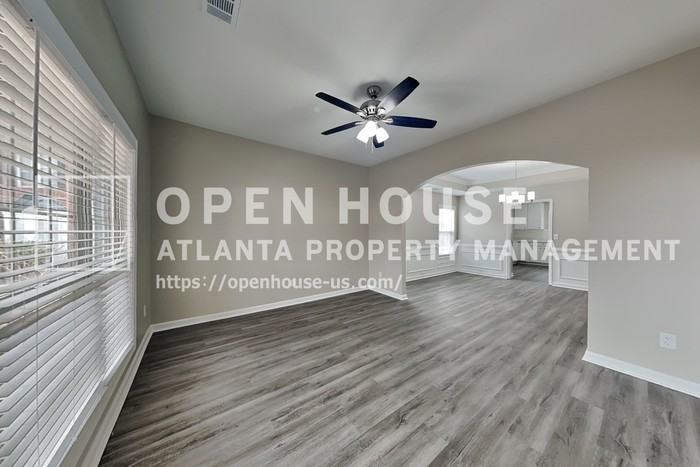 401 Martin Field Ct - Photo 5 of 29