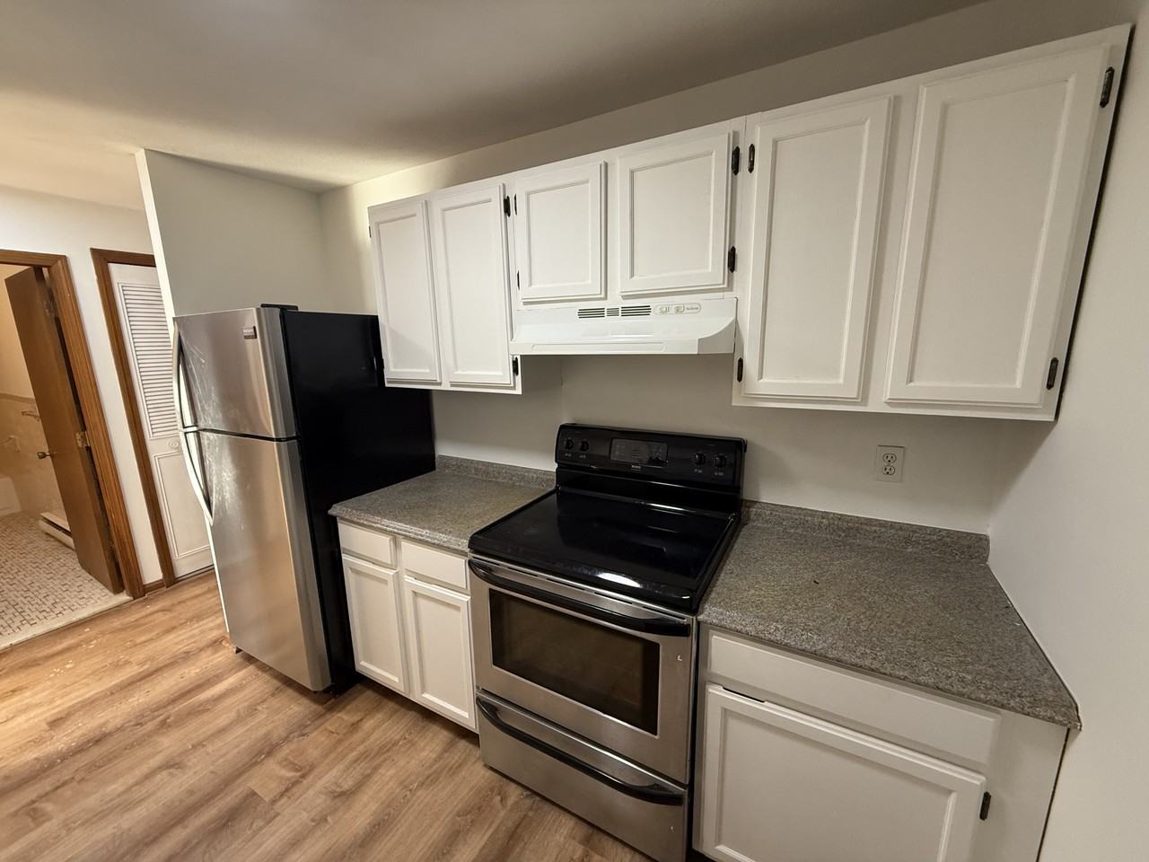 118 John St #8 - Photo 4 of 16