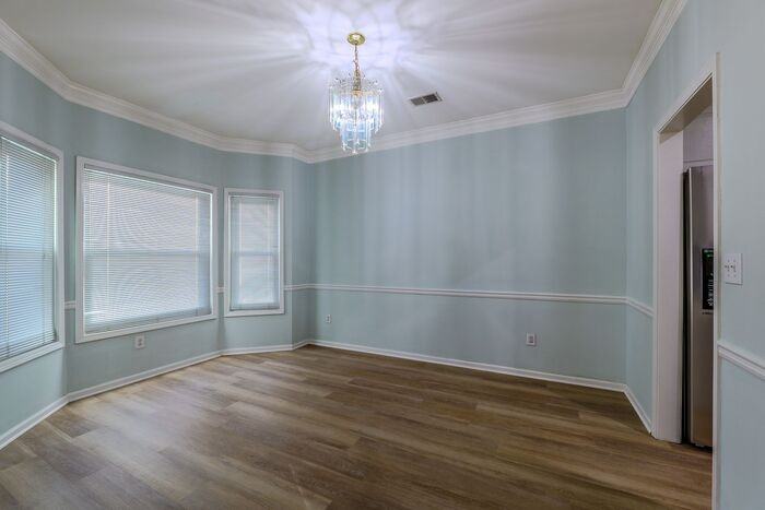 3890 Cherry Ridge Walk - Photo 5 of 33