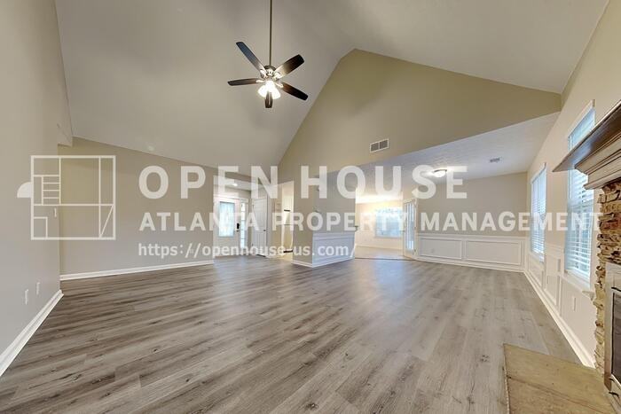 1280 Waterwood Dr - Photo 4 of 21