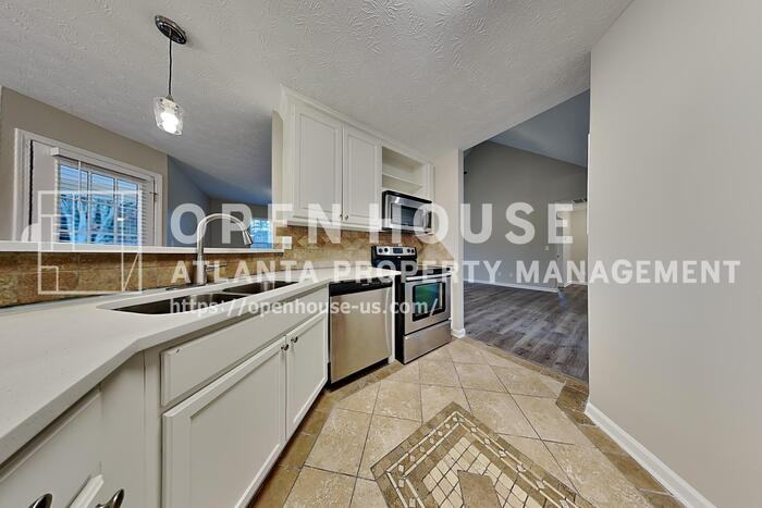 1280 Waterwood Dr - Photo 6 of 21