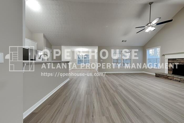 230 Lake Valley Dr - Photo 5 of 30