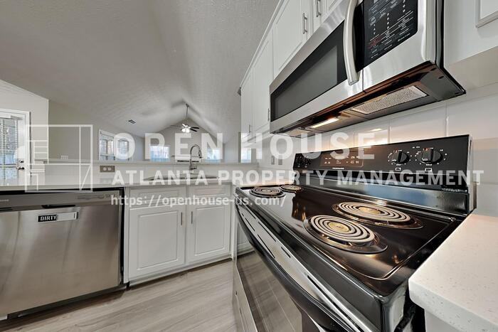 230 Lake Valley Dr - Photo 7 of 30