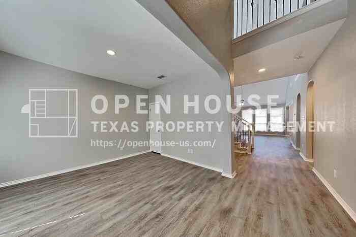 5308 Threshing Dr - Photo 6 of 26