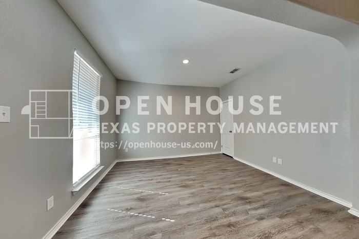 5308 Threshing Dr - Photo 7 of 26