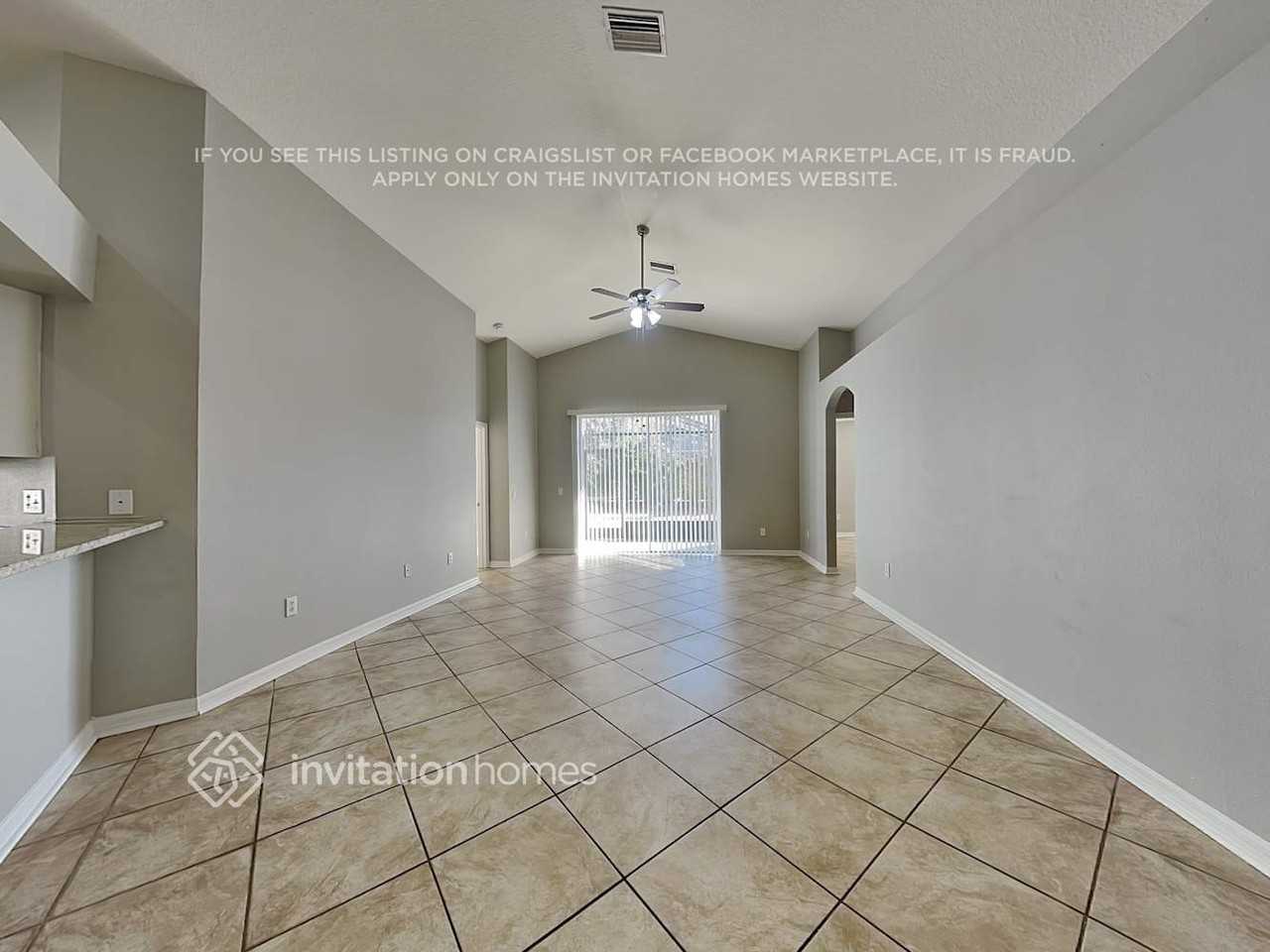 12617 Kings Lake Dr - Photo 3 of 22