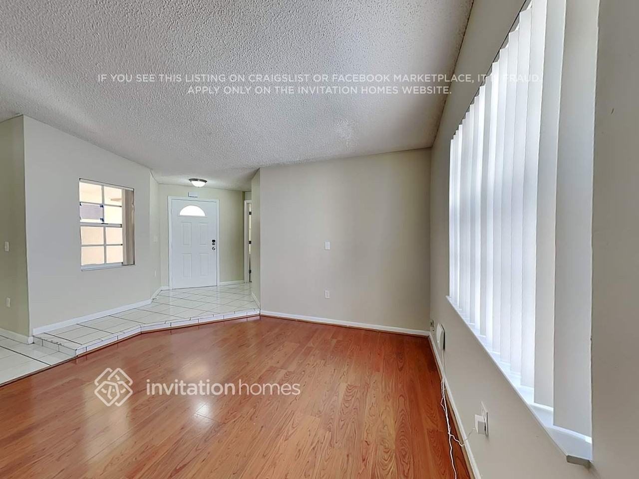 4711 Sw 142nd Ct - Photo 3 of 19