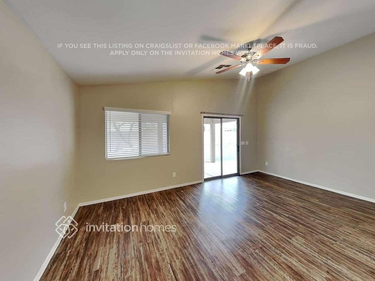 12514 W Hearn Rd - Photo 3 of 15