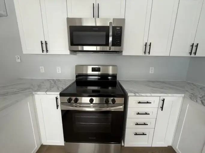 1382 Leighton Rd #3 - Photo 5 of 18