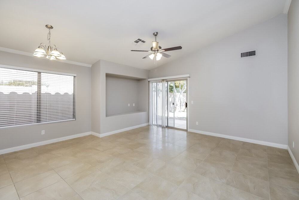 1233 S Colonial Dr - Photo 4 of 16