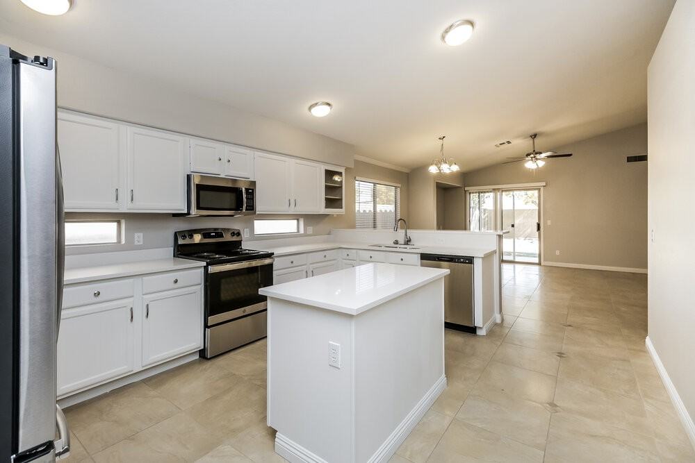 1233 S Colonial Dr - Photo 5 of 16