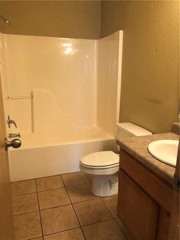 2780 Carondolet St #B - Photo 6 of 6