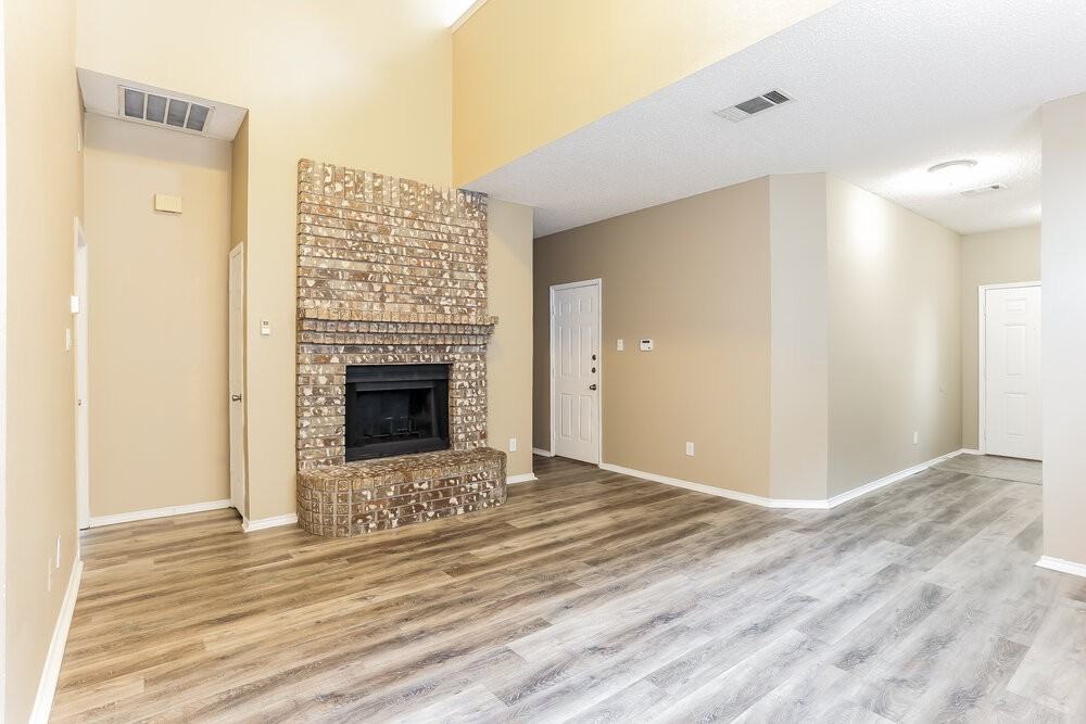 7404 Arbor Park Dr - Photo 5 of 17