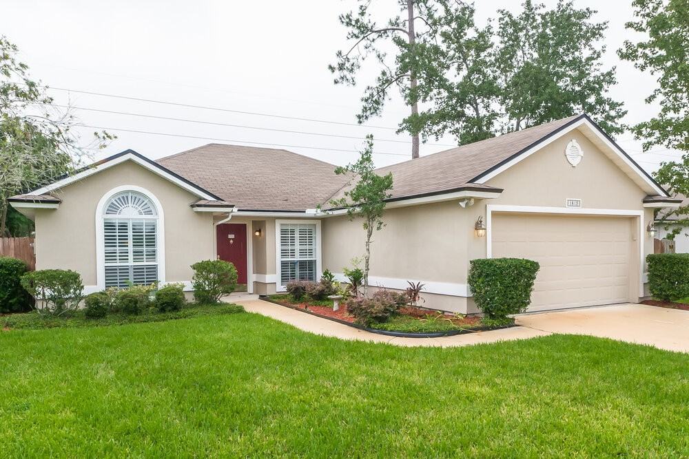 1812 Northglen Cir - Photo 2 of 16