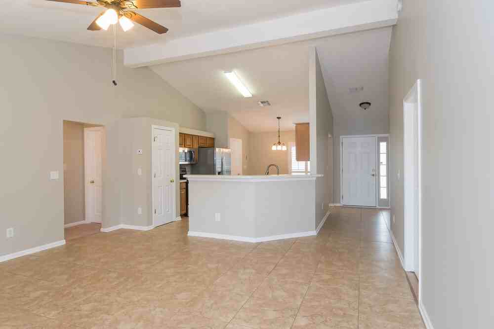 1812 Northglen Cir - Photo 6 of 16