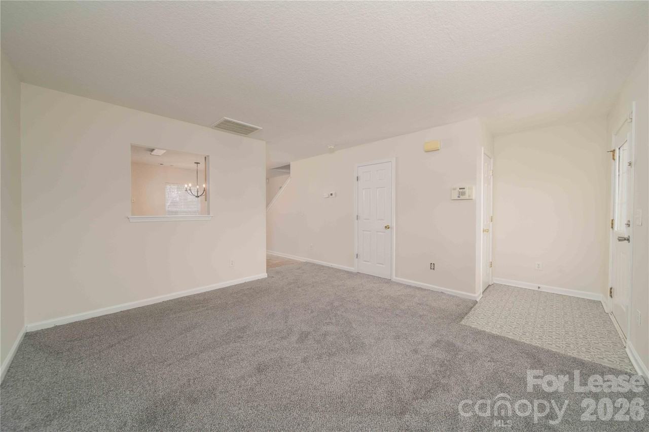 2116 Sebastiani Dr - Photo 2 of 9