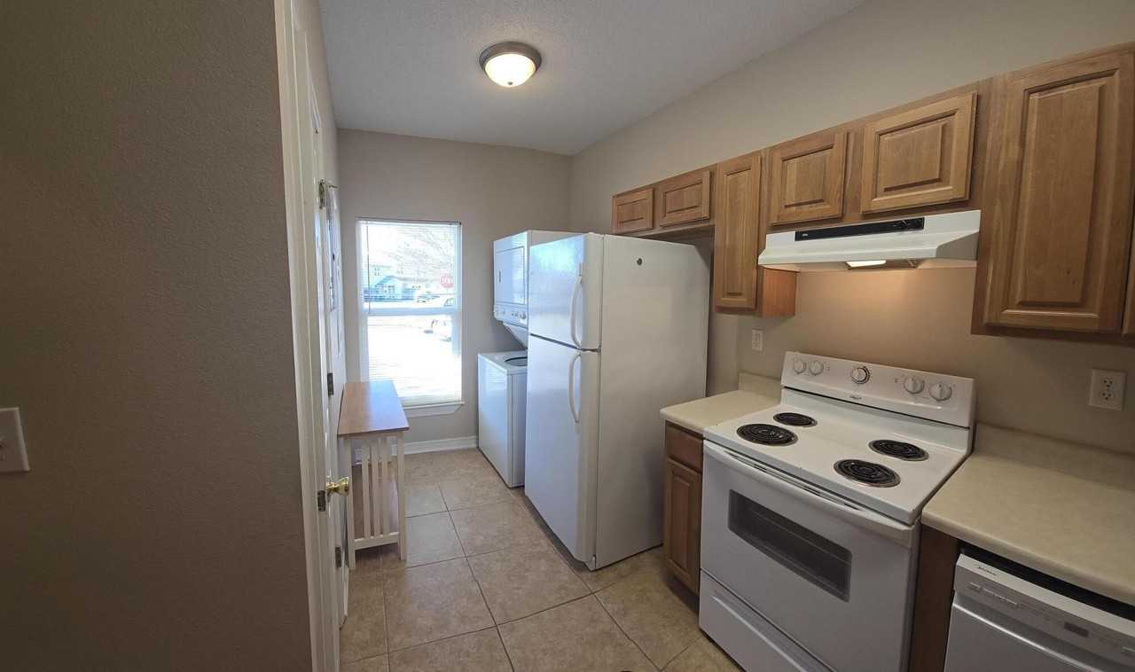 204 Ann Cir Unit B #B - Photo 5 of 22