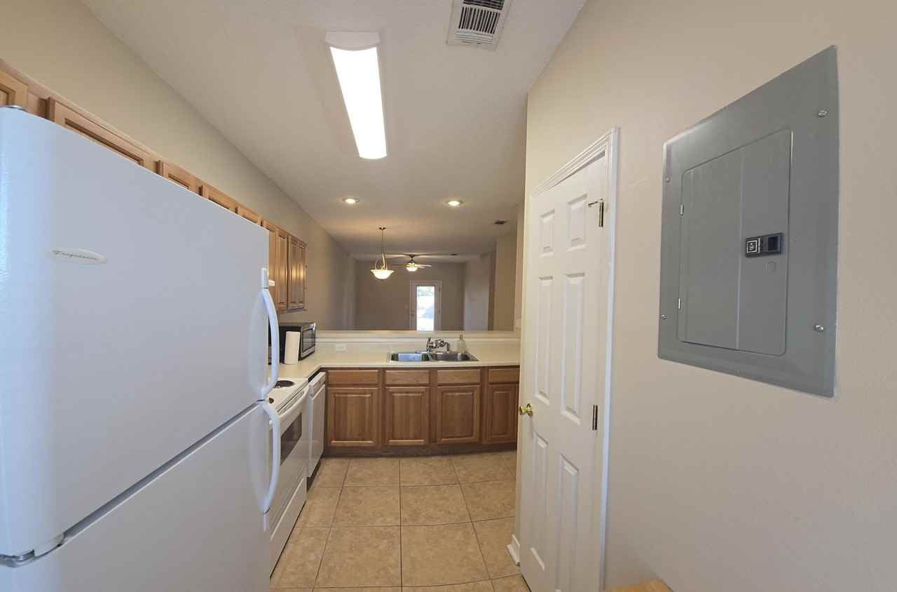 204 Ann Cir Unit B #B - Photo 7 of 22