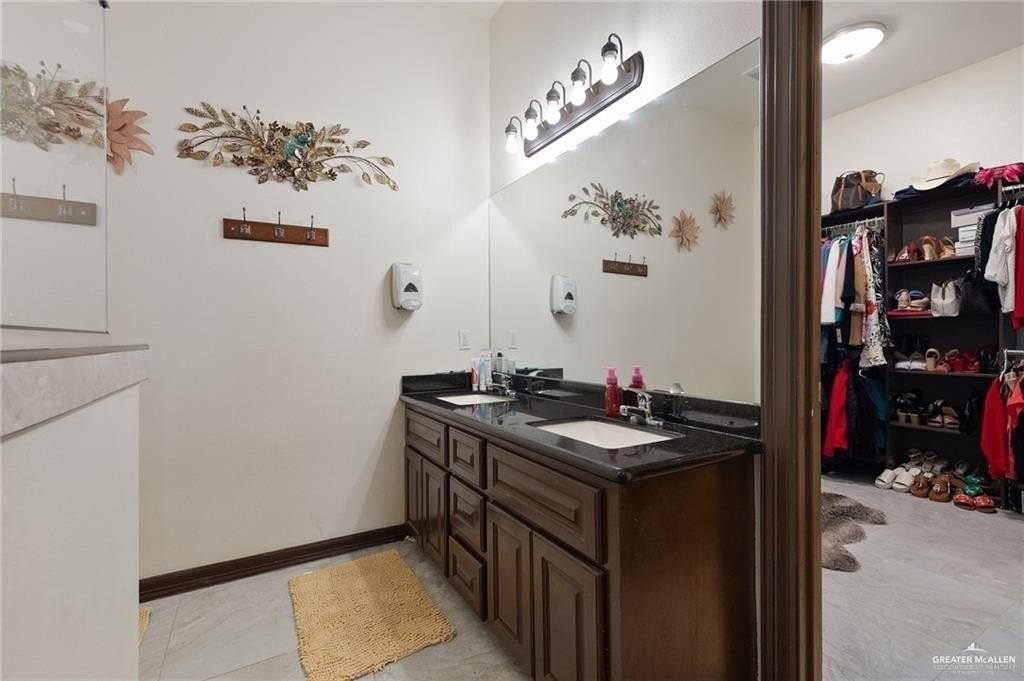 1339 Carlos Dr - Photo 3 of 12