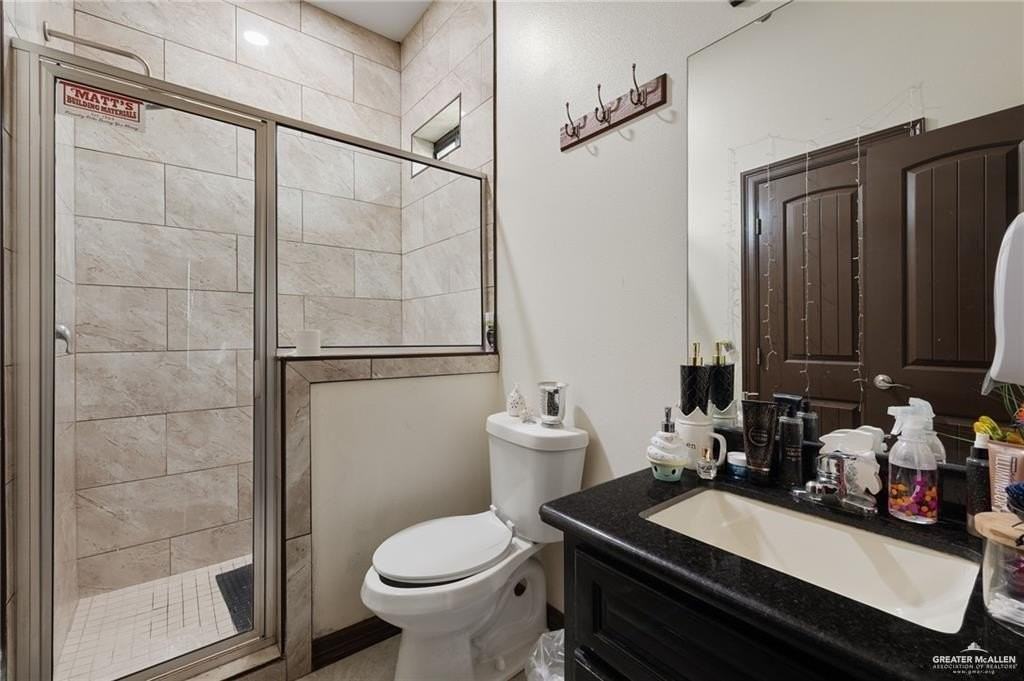 1339 Carlos Dr - Photo 4 of 12