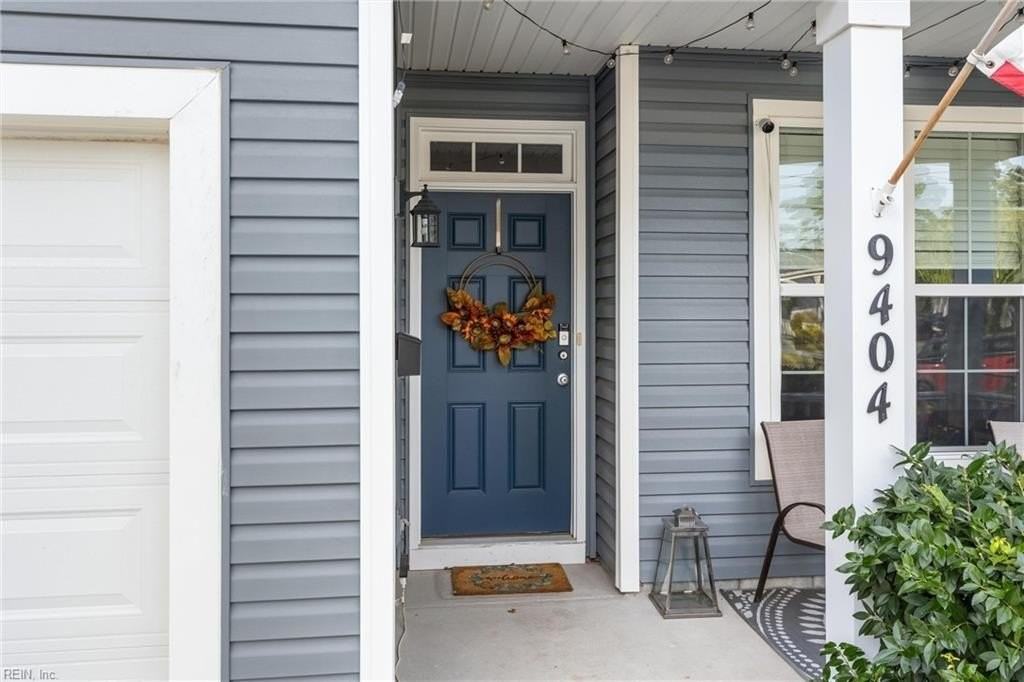 9404 Hickory St - Photo 3 of 32