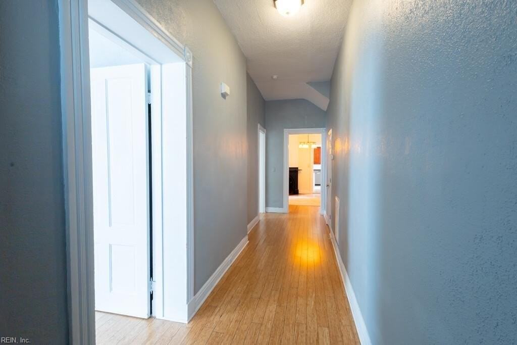 442 Court St - Photo 6 of 25