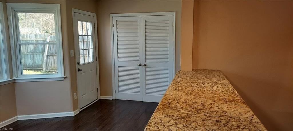 2876 Bamberg Pl - Photo 6 of 13