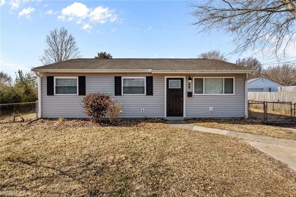 181 Paladin Dr - Photo 2 of 24