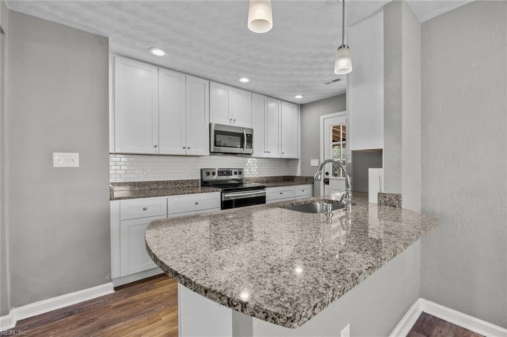 181 Paladin Dr - Photo 4 of 24