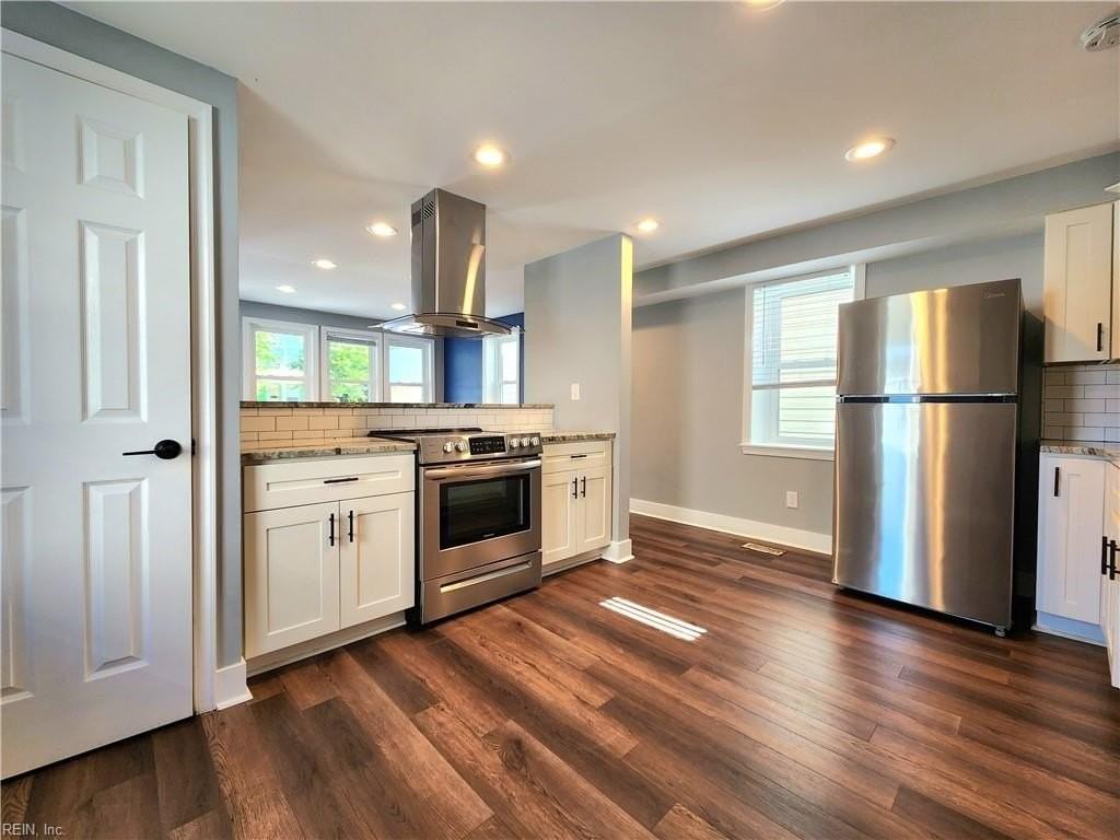 1317 Summit Ave - Photo 7 of 27