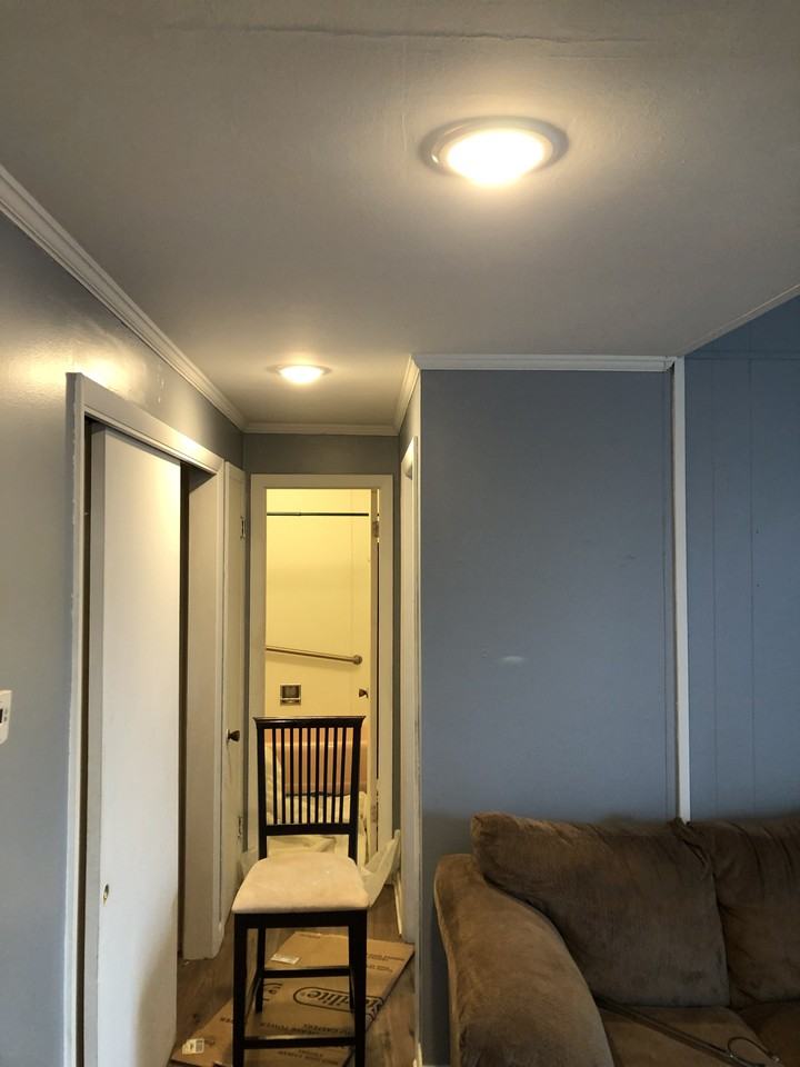 105 E Poplar St #4 - Photo 3 of 4