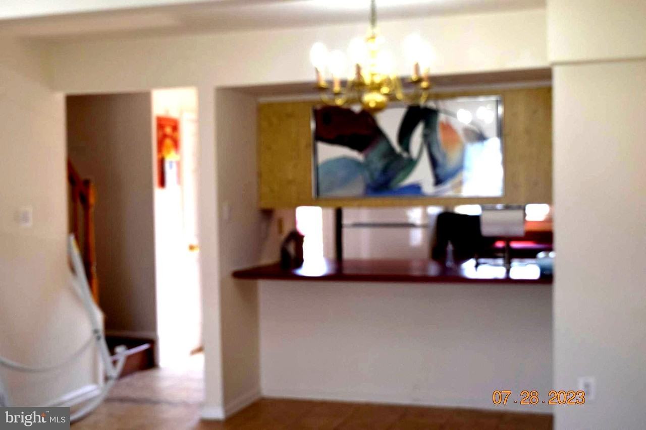 6174 Strasburg Dr - Photo 6 of 14