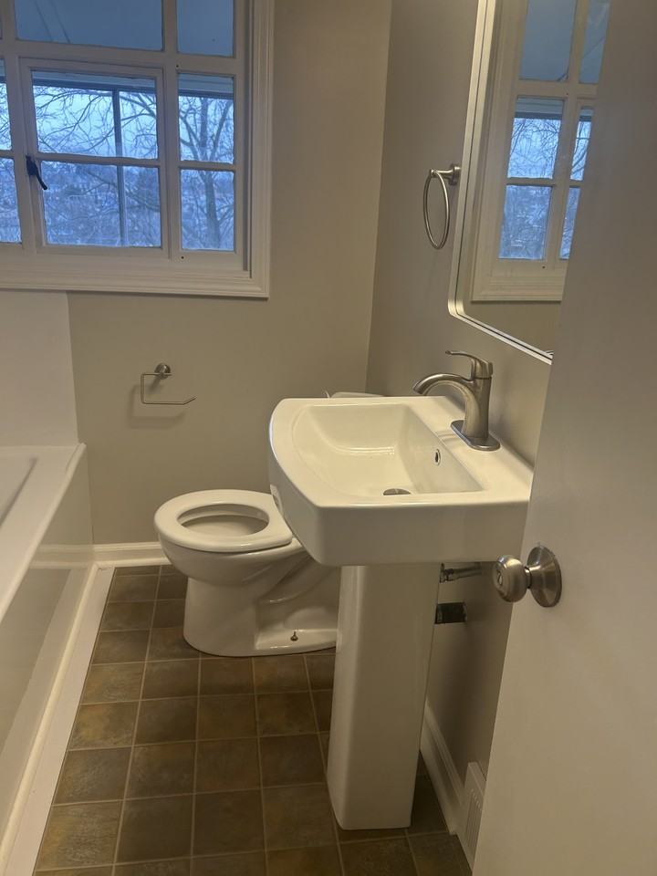 335 S Lincoln Ave #2ndFL - Photo 7 of 10