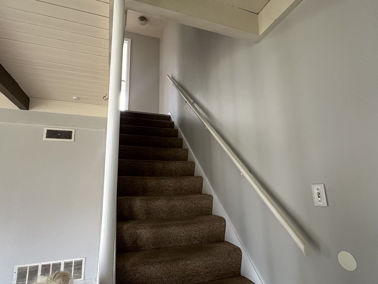 318 17th St - Photo 3 of 14