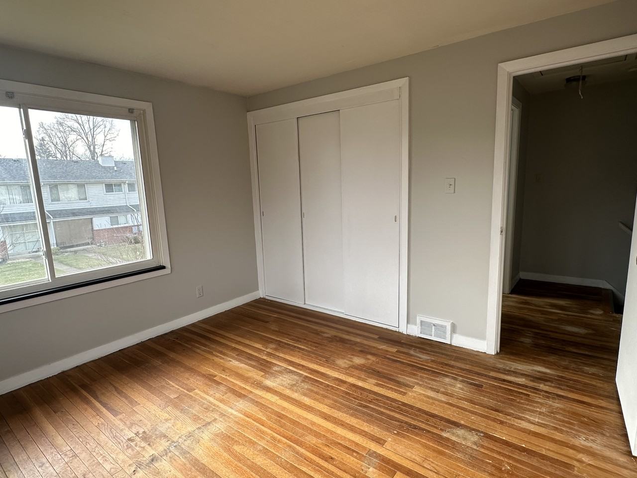 1706 Washington St - Photo 7 of 14