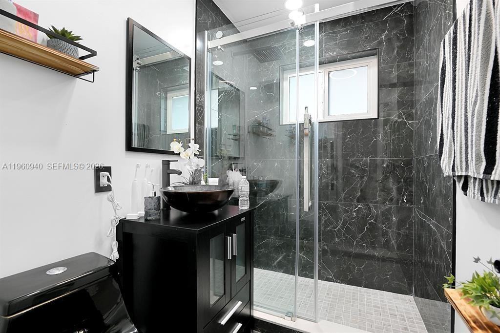 7831 Hope St - Photo 6 of 20