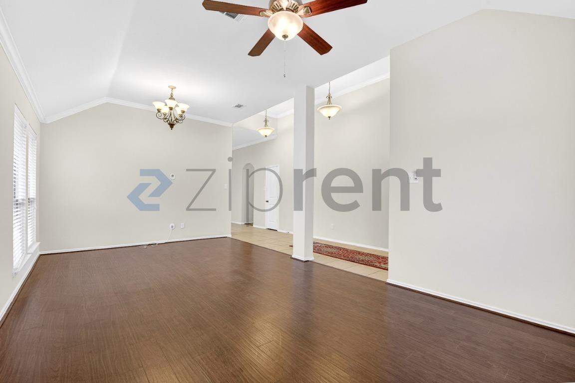 1301 Raleigh Path Rd - Photo 7 of 33