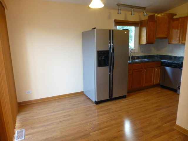 2474 Concord Dr - Photo 3 of 16