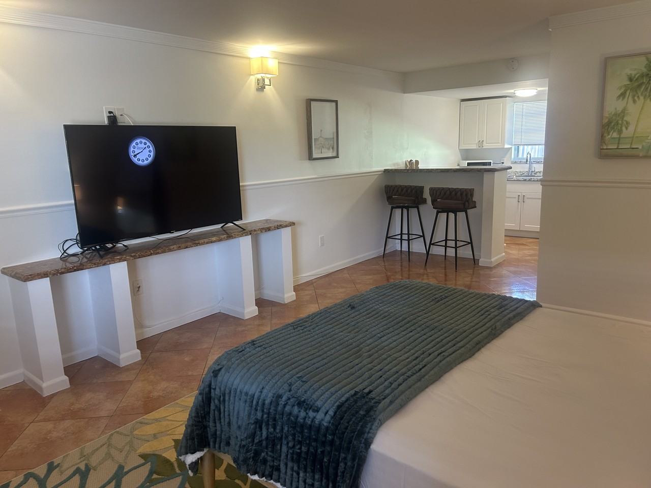 911 North Federal Highway #105 - Photo 2 of 4