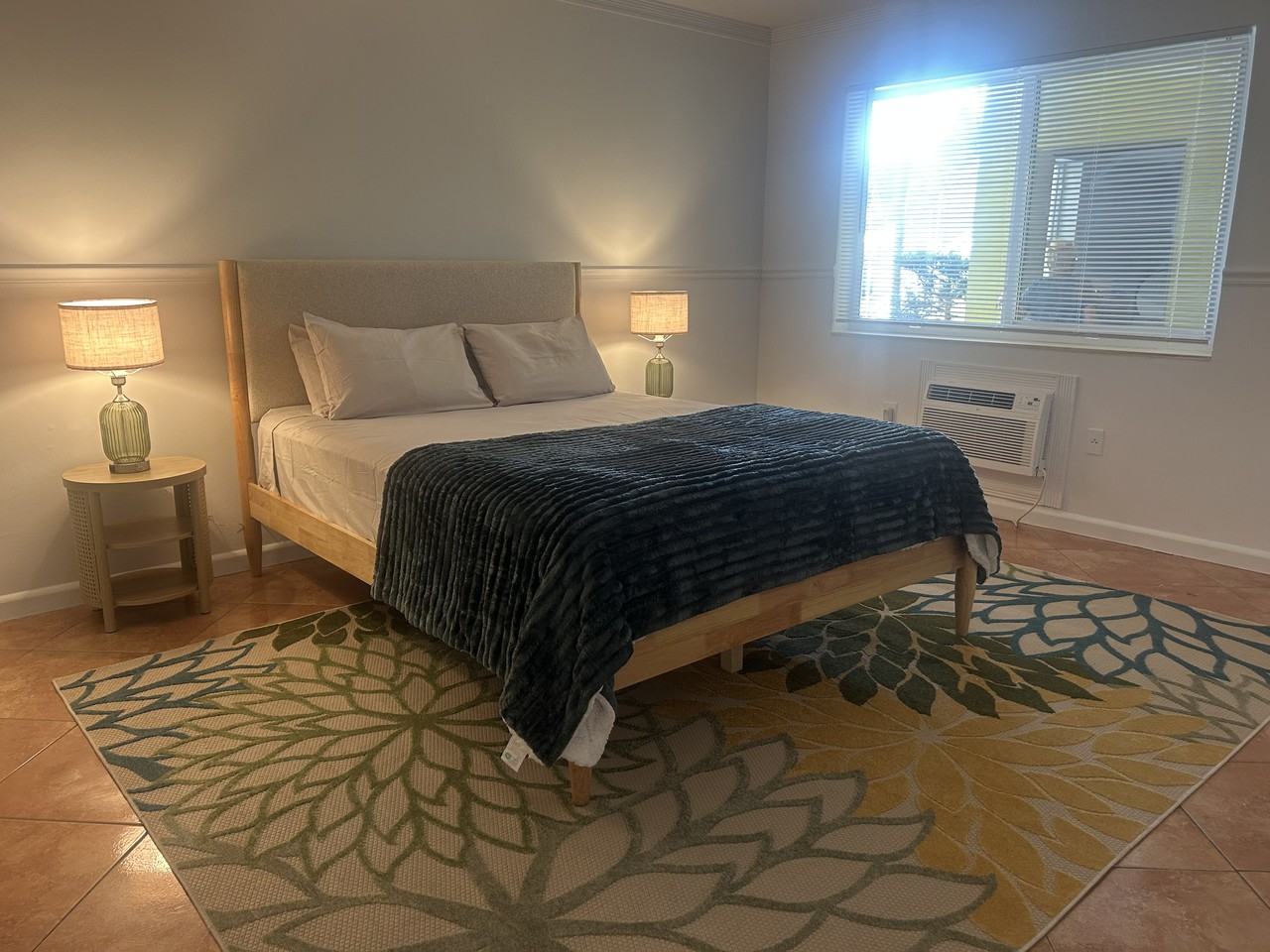 911 North Federal Highway #105 - Photo 3 of 4