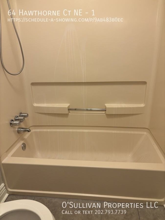 64 Hawthorne Ct Ne #1 - Photo 6 of 11