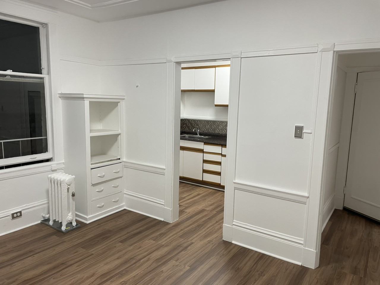 1144 Larkin St - Photo 3 of 8